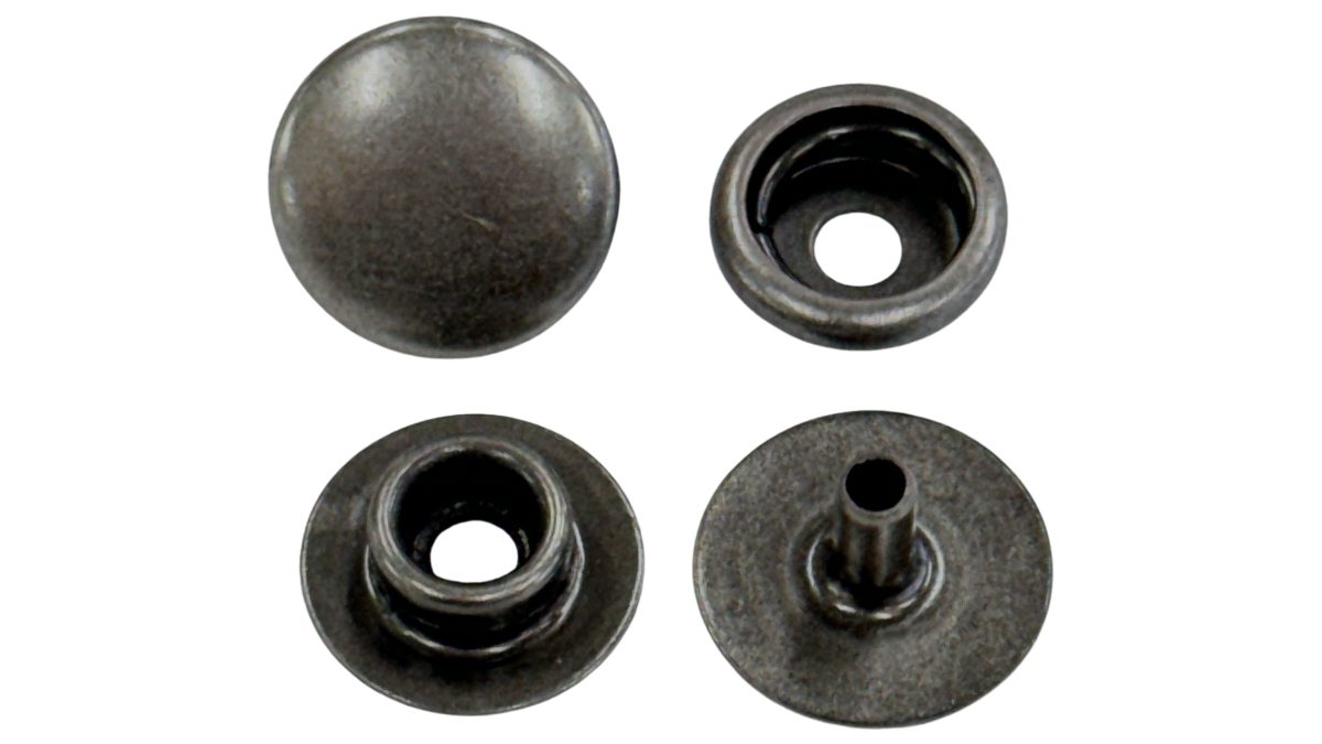 Line-20-Gunmetal-Snaps-