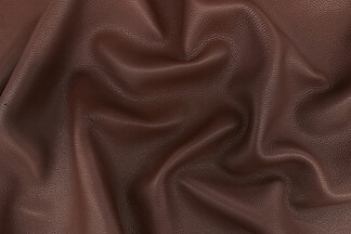 Chestnut-Cheyenne-Leather-Close-2